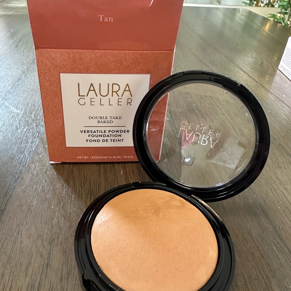 Laura Geller Double-Take Baked Foundation - Warm Tan